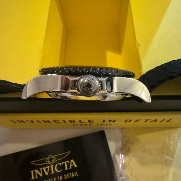 Invicta Pro Diver 44mm Black strap Automatic Watch RARE* NWT!! 600ft/200m - Picture 7 of 9